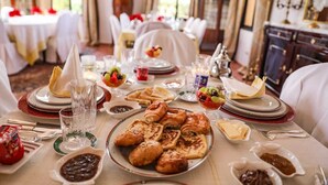 Breakfast, lunch and dinner served  - Maison kasba bonheur & bien être (Sidi Kaouki)