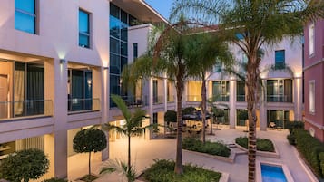 Junior Suite | Courtyard view