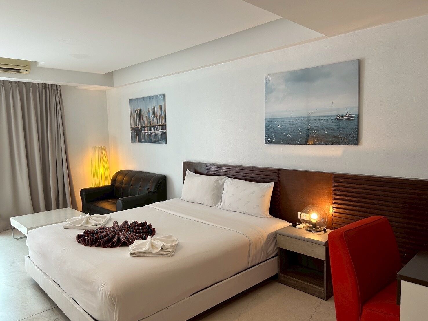 华丽双人房 | 1 多间卧室、客房内保险箱、遮光窗帘、免费 WiFi