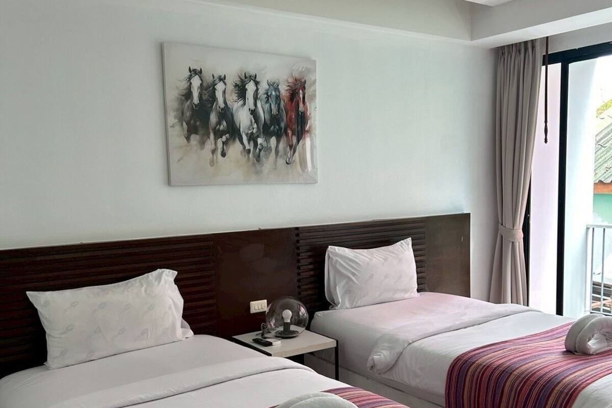 1 bedroom, in-room safe, blackout curtains, free WiFi