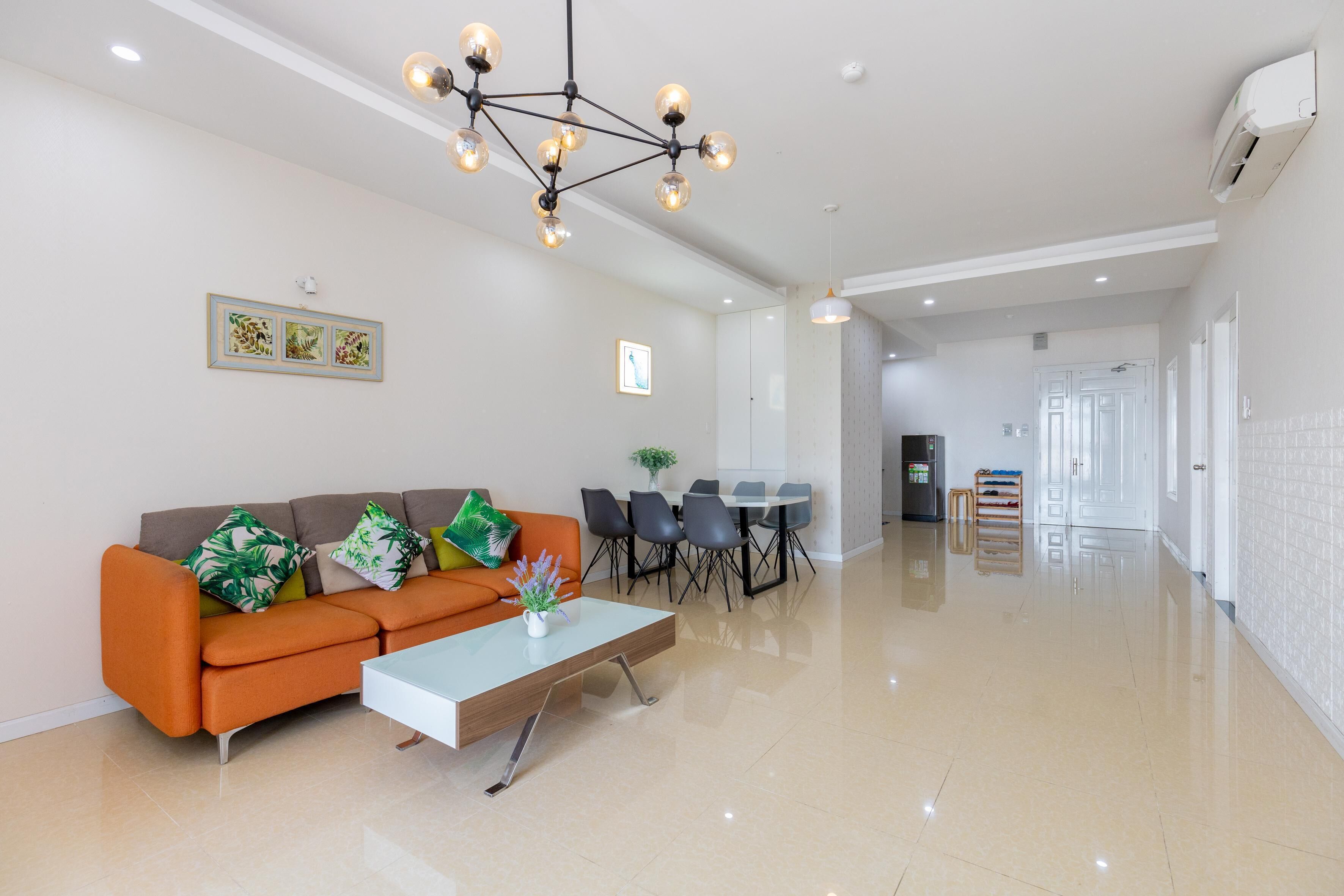 43-inch LCD TV with cable channels, TV