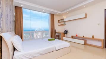 Apartment, 2 Bedrooms | 3 bedrooms, desk, rollaway beds, free WiFi