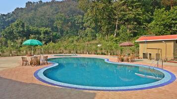 Alberca al aire libre por temporada