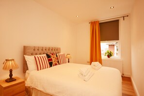 Grand Apartment, Multiple Beds, City View | Premium bedding, soundproofing, iron/ironing board, free WiFi