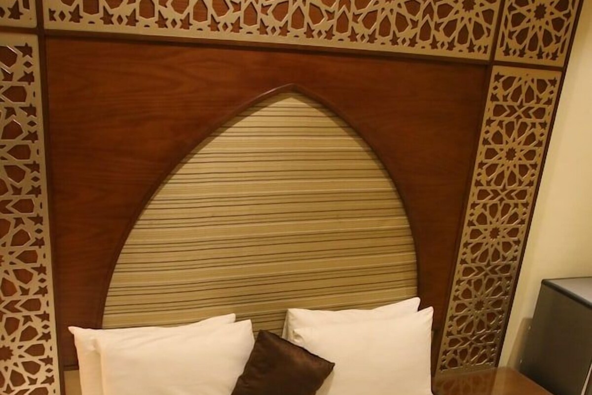 Minibar, in-room safe, soundproofing, free WiFi