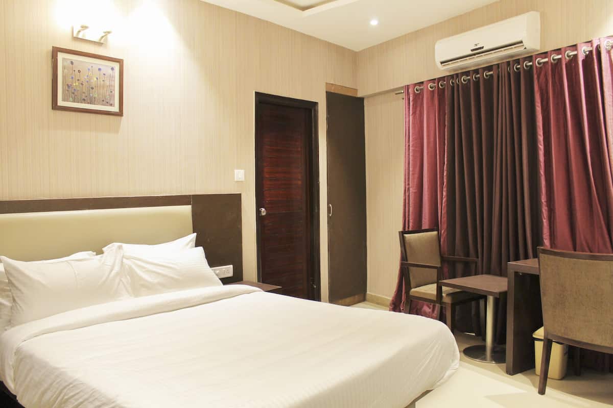 1 chambre, coffres-forts dans les chambres, bureau