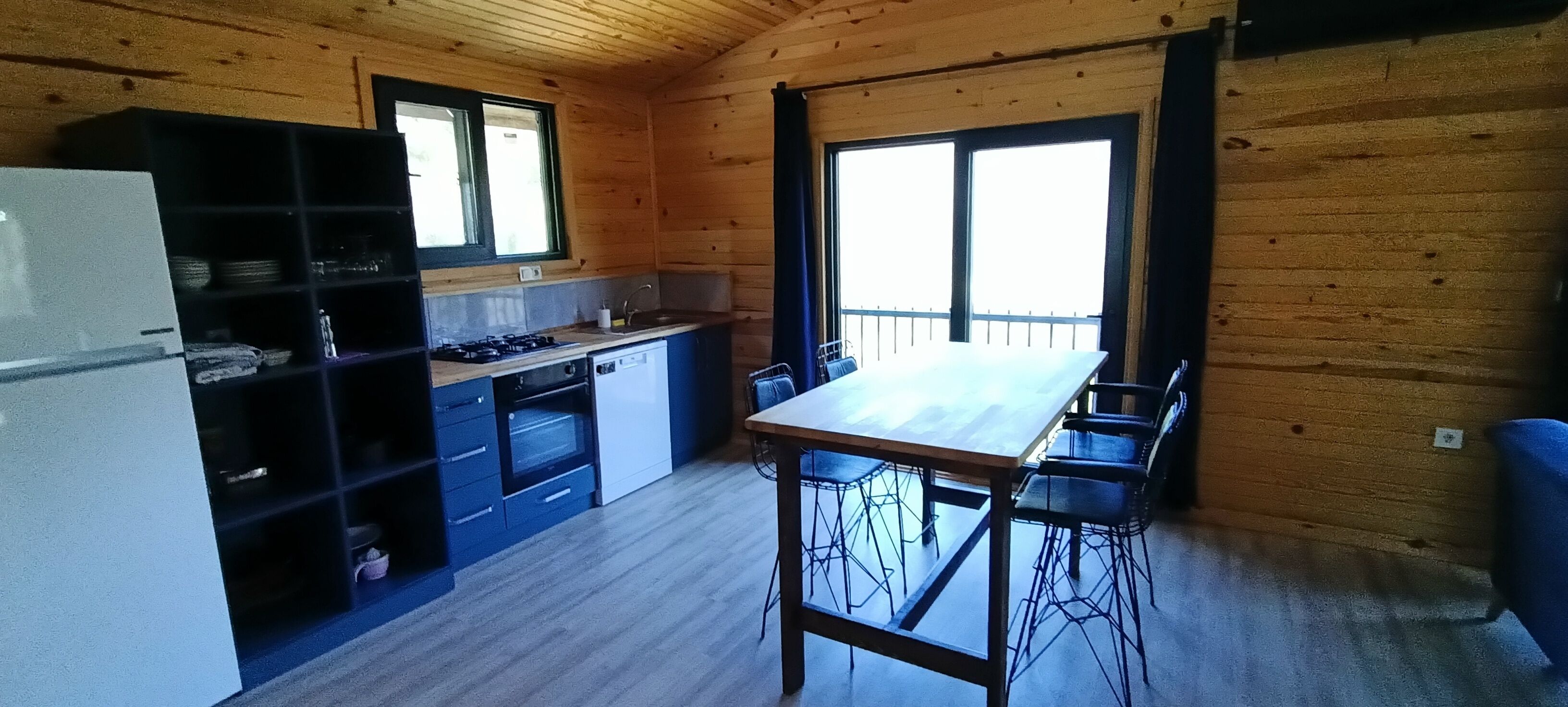 family chalet | 1 bedroom, premium bedding, individually decorated