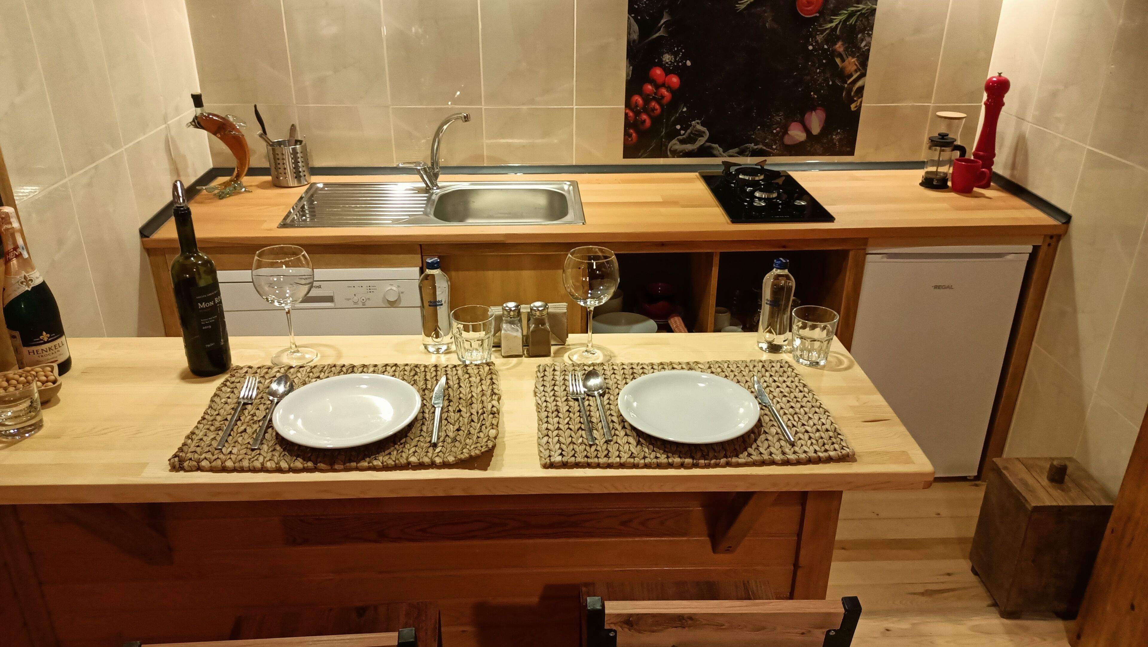 superior bungalow, mountain view, garden area | in-room dining