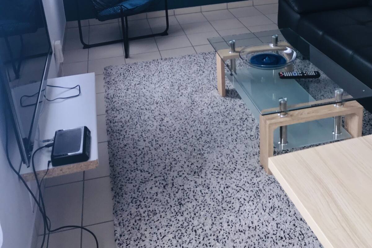 Stunning Apartment in Antwerp (4A) | Area keluarga | TV layar datar dan Netflix