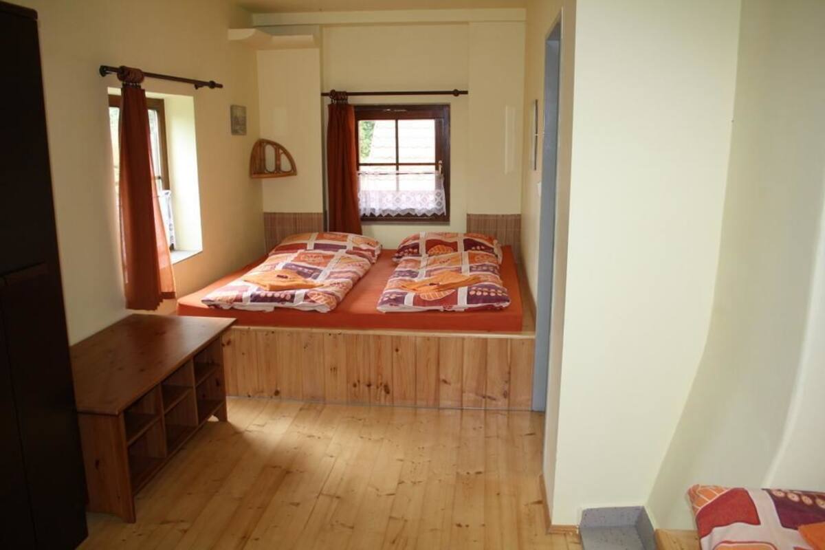 Classic Triple Room, Multiple Beds (Pavlac 5)