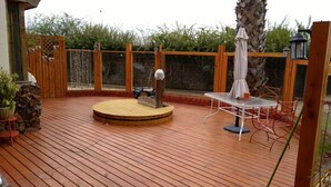 Casa, 5 habitaciones | Terraza o patio