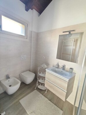Bathroom - Villa Laura (Lierna)