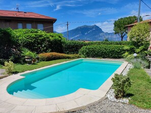 Outdoor pool - Villa Laura (Lierna)