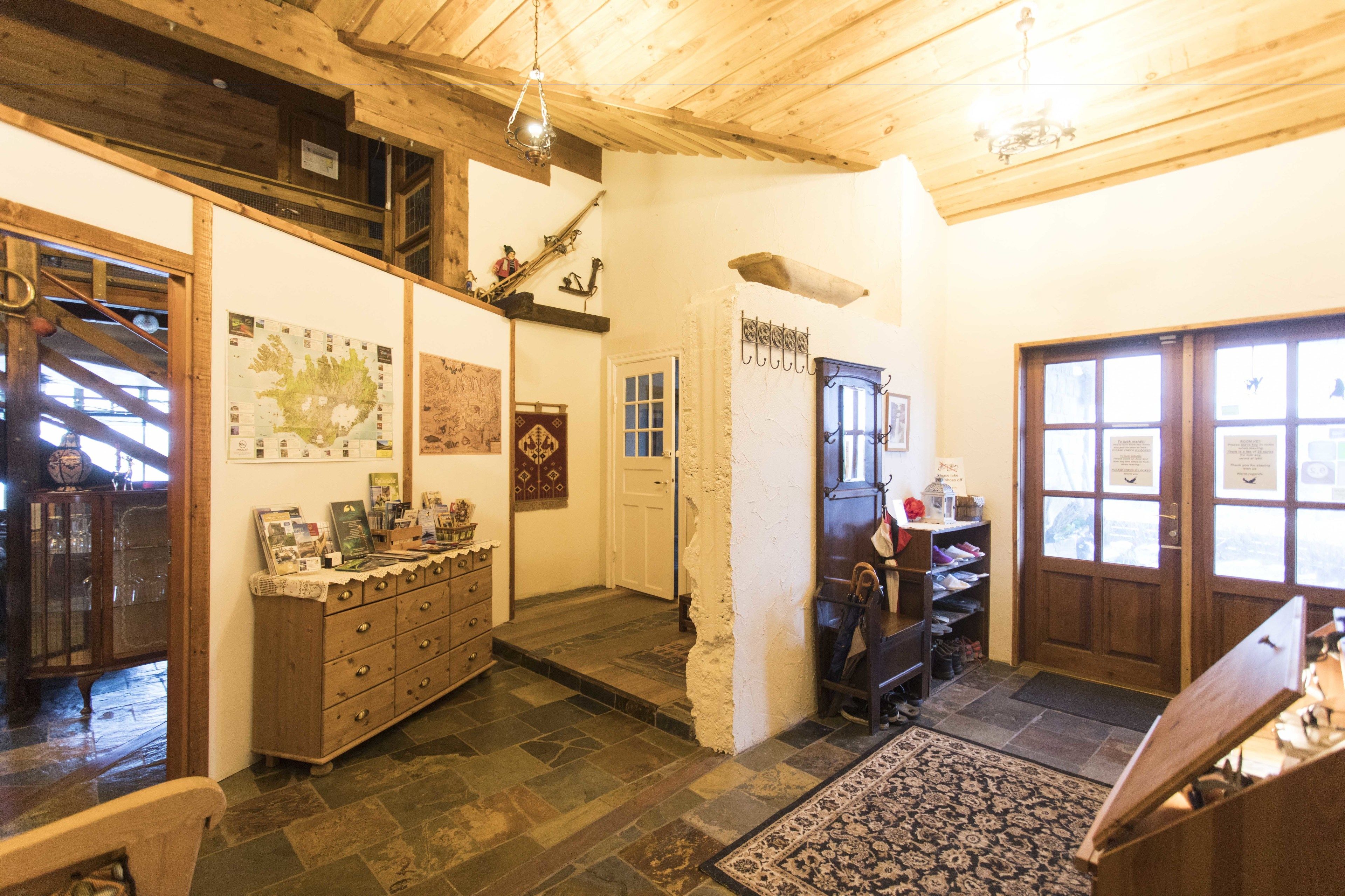 Pintu masuk interior