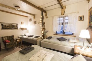 Free WiFi, bed sheets