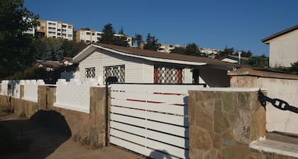 Casa Laguna Zapallar 1082