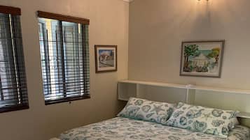 Estúdio luxo, 1 cama King | 1 quarto, lençóis italianos Frette, roupas de cama premium