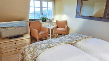 Deluxe Apartment, Private Bathroom | 2 bedrooms