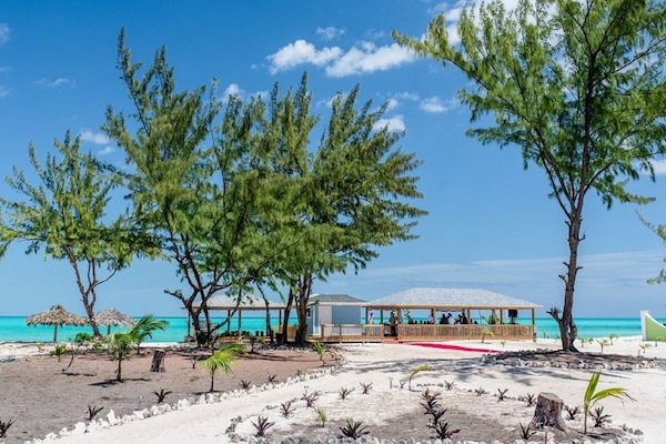 Beach/ocean view