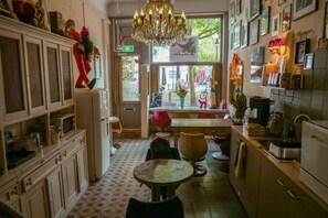 Lobby - Urban Dreams (Antwerp)