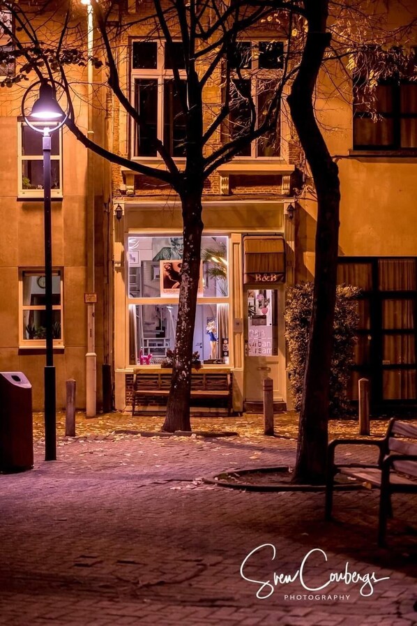 Exterior - Urban Dreams (Antwerp)