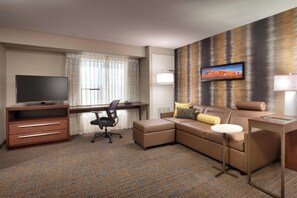 43-inch LCD TV with cable channels, TV, Netflix - Residence Inn by Marriott Salt Lake City-West Jordan (West Jordan)