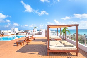 야외 수영장, 루프탑 수영장, 무료 카바나, 수영장 파라솔