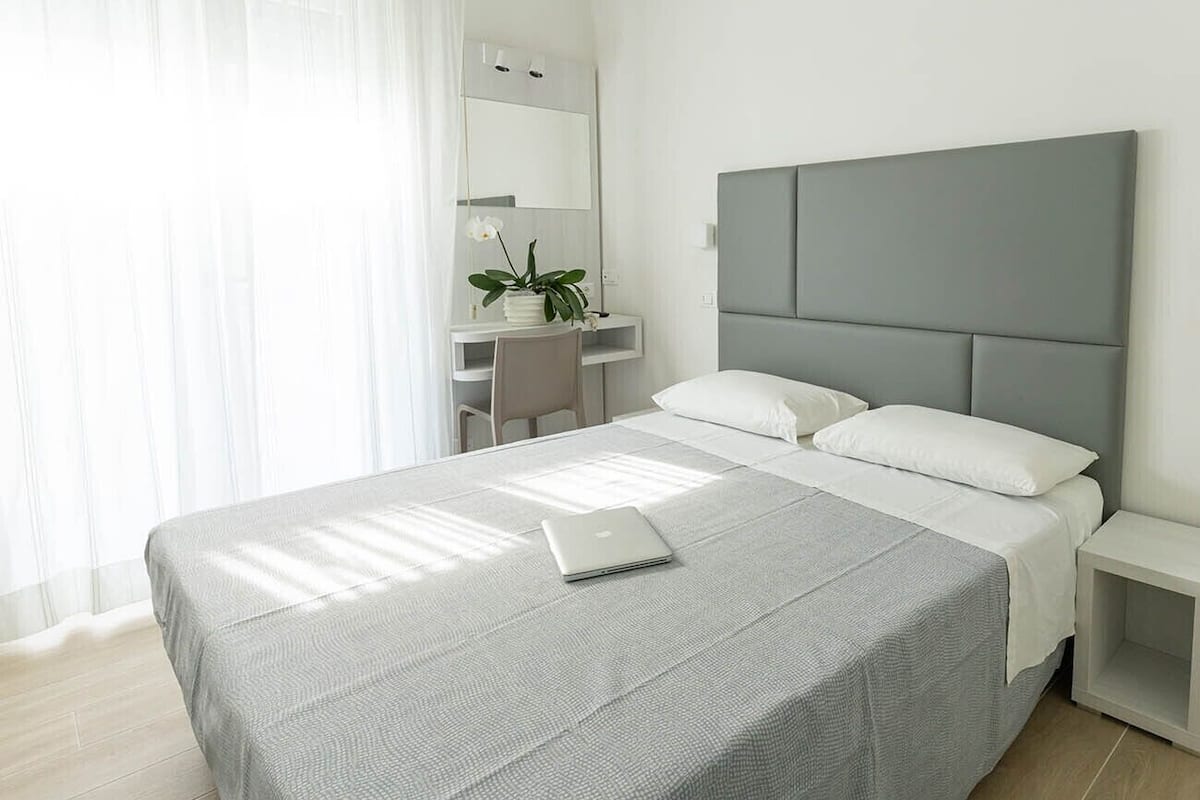 double or twin room, balcony | in-room safe, desk, iron/ironing board, free wifi