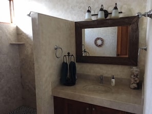 Family Villa, 3 Bedrooms | Bathroom | Shower, towels