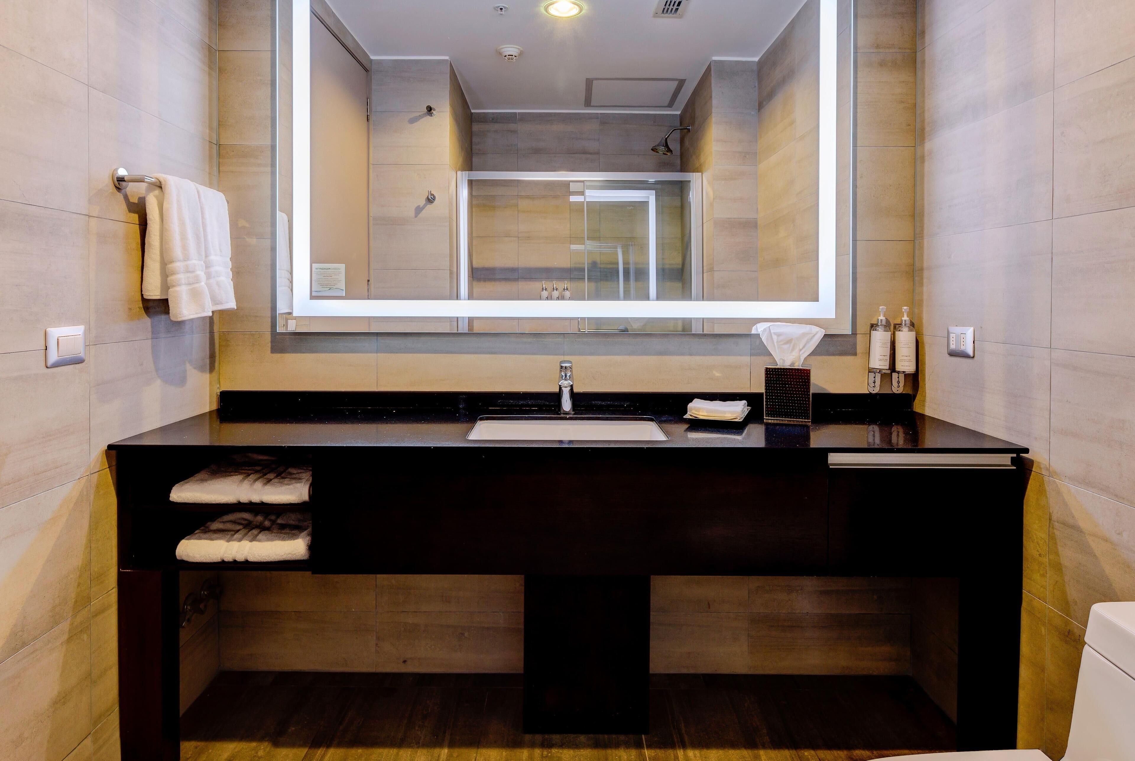 Photo - Wyndham Santiago Aeropuerto