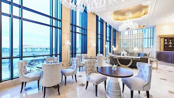 3 bares o lounges, bar junto a la alberca, bar en la playa