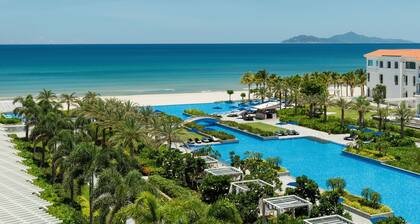 Sheraton Grand Danang Beach Resort & Spa