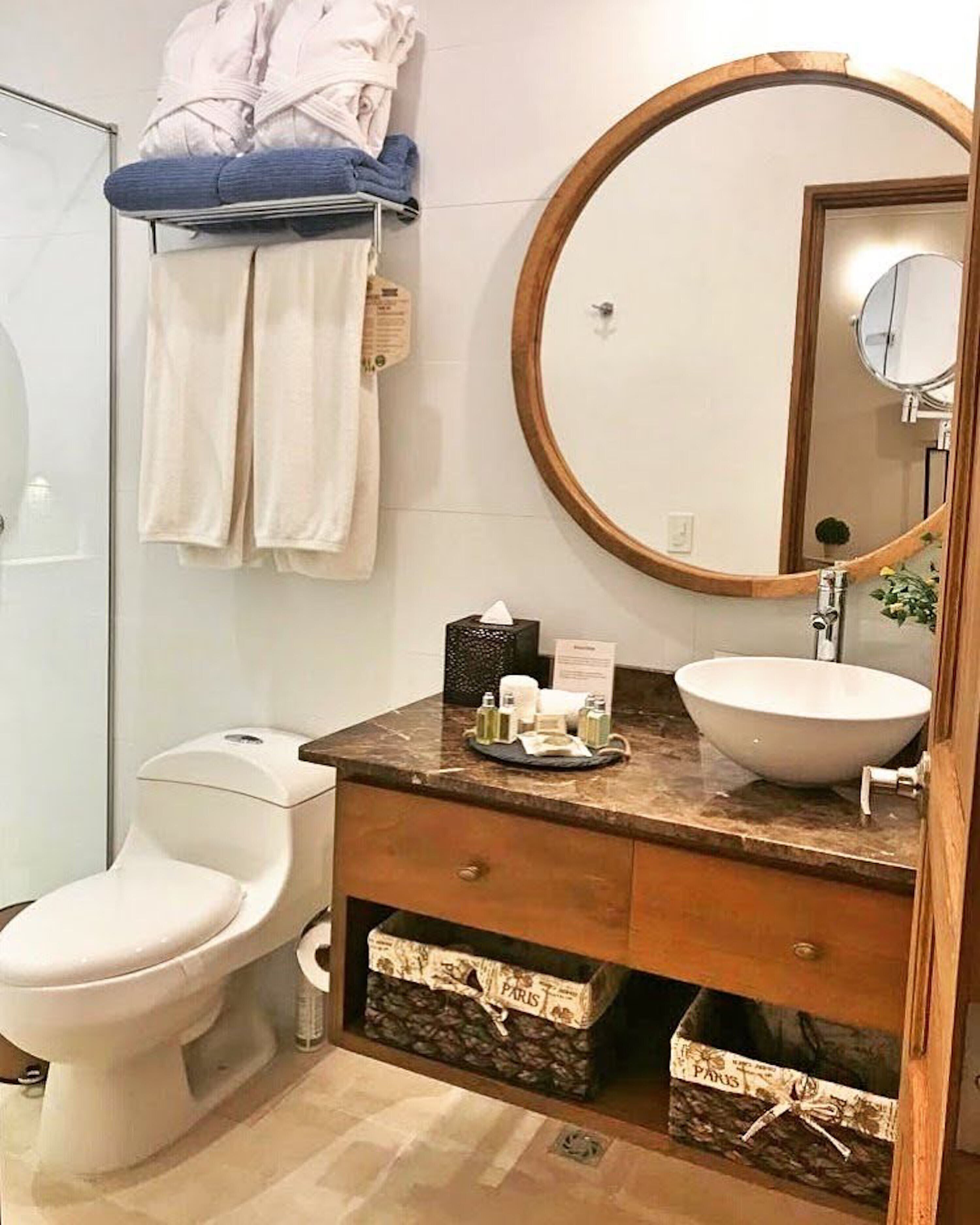 shower, rainfall showerhead, free toiletries, bathrobes