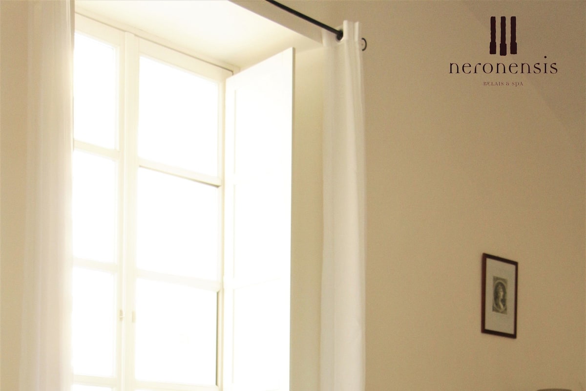 1 bedroom, premium bedding, down comforters, minibar