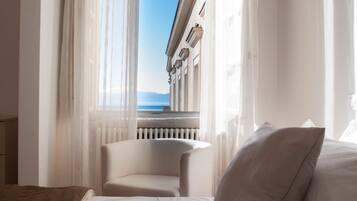 Panoramic-Doppelzimmer, 1 Doppelbett, mit Bad | 1 Schlafzimmer, hochwertige Bettwaren, Daunenbettdecken, Minibar