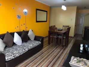 Apartment, 2 Bedrooms | Living area