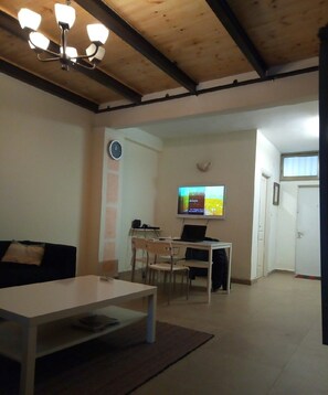 Living room - Bat Ami Suite (Tel Aviv)