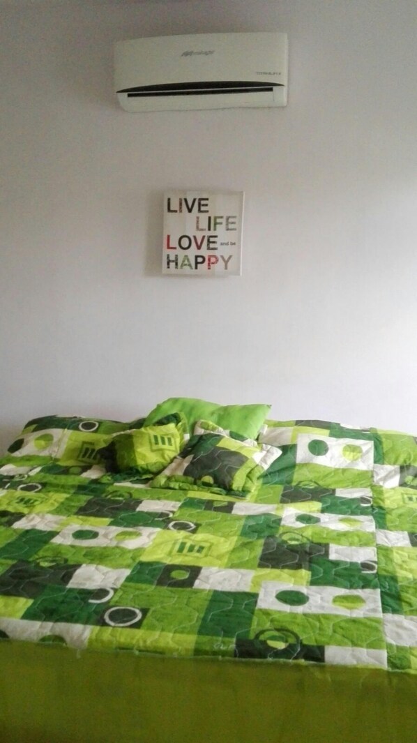 Family House, Multiple Beds