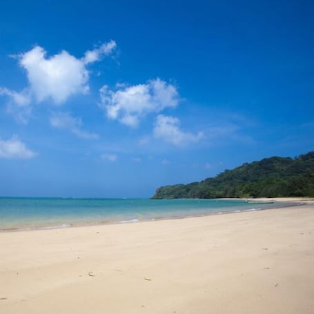 Beach. Iriomote Island Hotel