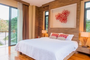 Luxury House | 1 bedroom, premium bedding, in-room safe, desk - Moin Lakeside Pool Villa ChiangMai (Hang Dong)