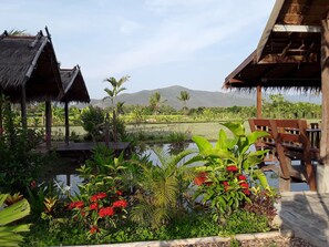 Breakfast, lunch, dinner served; Thai cuisine - Le Cocotier Resort (Mae Taeng)