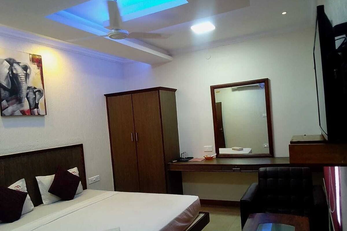 Superior Double Room, Smoking | View from room