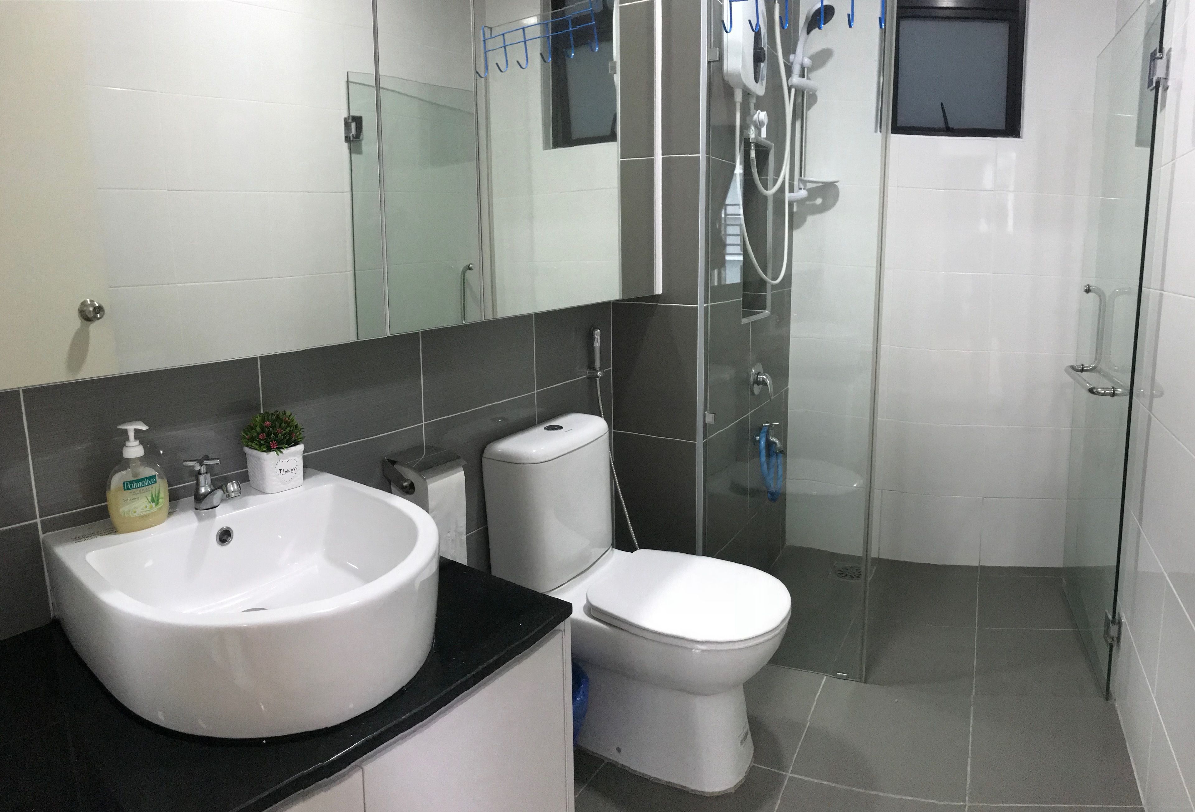 family condo, 3 bedrooms, non smoking, pool view | bathroom | shower, hydromassage showerhead, free toiletries, bidet