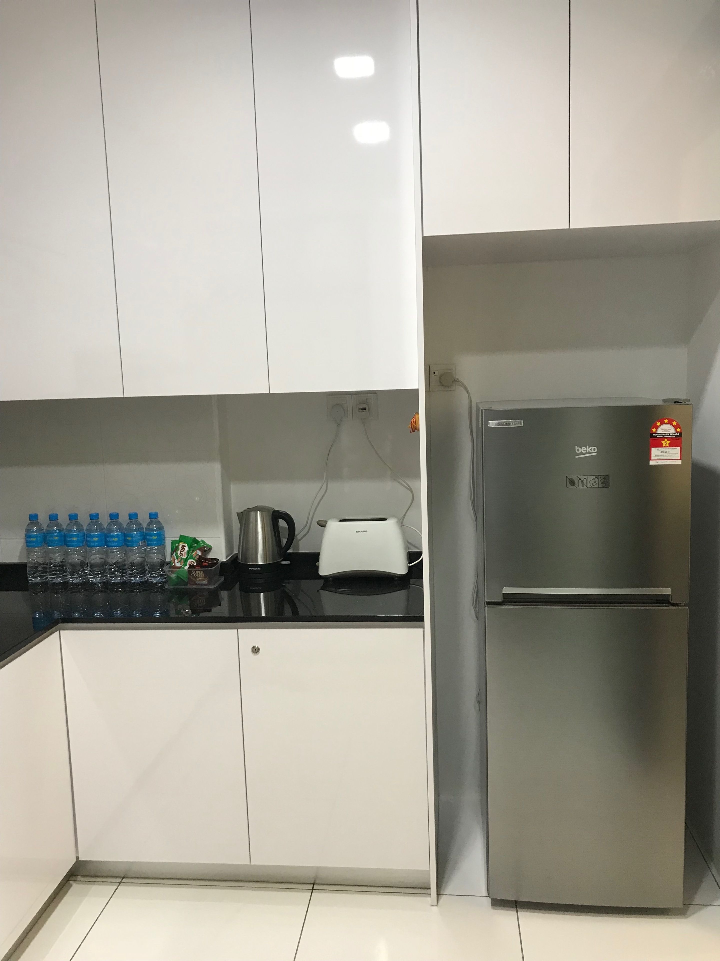 family condo, 3 bedrooms, non smoking, pool view | private kitchenette