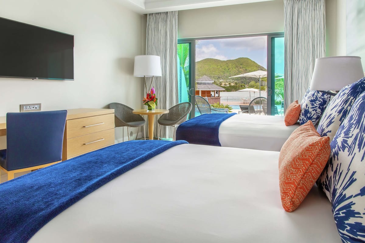 Room, 2 Double Beds (Swim-up)