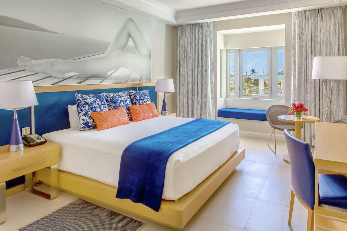 Room, 1 King Bed, Marina View