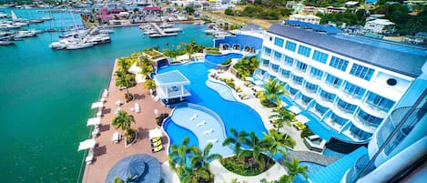 4 outdoor pools, open 9:00 AM to 7:00 PM, cabanas (surcharge)