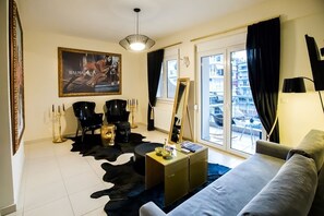 Căn hộ Superior, 1 phòng ngủ, phù hợp cho người khuyết tật, hút thuốc (Rome) | 1 phòng ngủ, bộ đồ giường cao cấp, két bảo mật tại phòng, bàn 