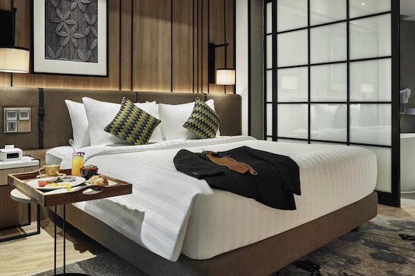 Suite | 1 bedroom, minibar, in-room safe, desk