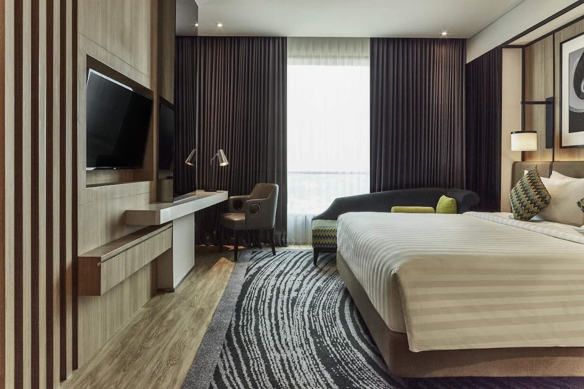 Superior Double Room, 1 Double Bed | Minibar, in-room safe, desk, iron/ironing board
